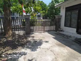RUAMAH LUAS DEKAT PUSAT PENDIDIKAN PPPPTK-VEDC KOTA MALANG