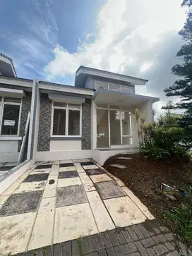 DIJUAL RUMAH DEKET GUNUNG SEJUK BERSIH TERRACE HILL SENTUL SSR793
