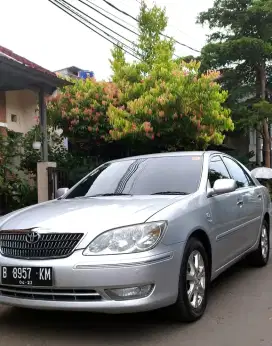 Dijual cepat Camry G 2,4 th 2005 AT