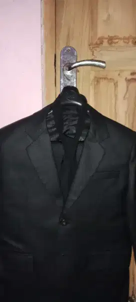 Jas full set masih baru