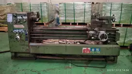 Mesin Bubut Second Import Jepang merek LIOUY HSING