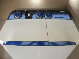 jual mesin cuci aqua 8kg,mesin halus, body mulus, orisinil, siap pakai