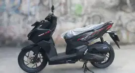 Dp 1jt Vario 160 125 (Bi jelek ktp daerah bs kredit Honda