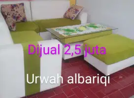 Set Meja Dan Kursi Tamu