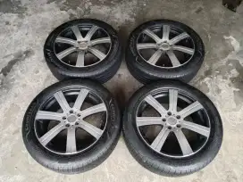 Velg R19 lobang 5 pcd 114.3 + 4 ban 235/55/R19