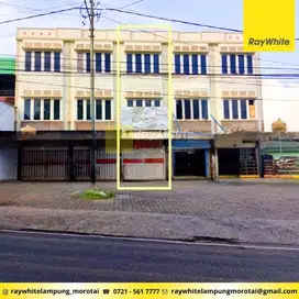 disewakan Ruko 3 lantai di tanjung karang barat, BDL (kode: RI 3295)