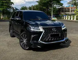 Lexus LX 570 F-Sport 4x4 AT 2020 Black On Black Cash Kredit Dibantu