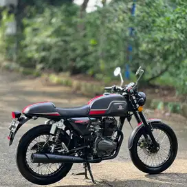 ANTIK! BENELLI MOTOBI 152 HITAM 2022 KM 4K PAJAK PANJANG GASPOL