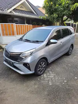Low km !!  Sigra R matic 2021 Bensin