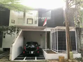 Disewakan Rumah 2 Lantai Dalam Cluster Di Ozone Residence