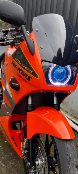 Kawasaki Ninja R