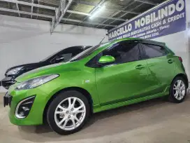 Mazda 2 R a/t 2012 Dp 4 jt