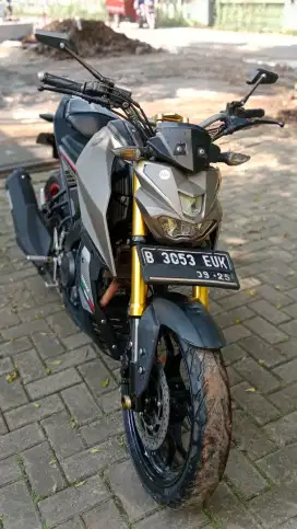 Yamaha xabre tahun 2016 pajak hidup panjang