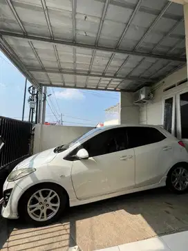 Jual Mazda 2 2010