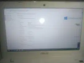 Laptop Asus  X200M layar 12 inch warna putih mulus