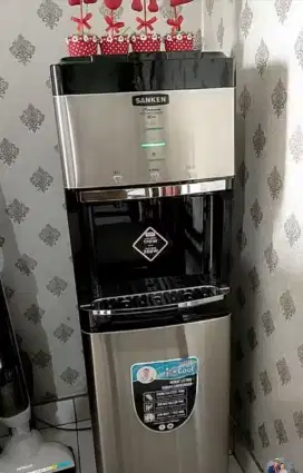 Dispenser galon bawah sanken