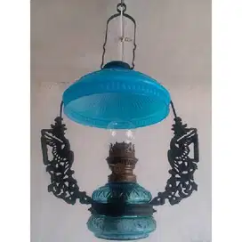 Vintage lampu minyak gantung antik MERAK GELAS BIRU retro