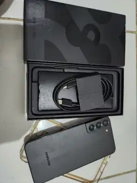 S22 plus 5g sein 8/256 fulset