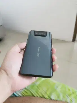 Asus zenfone 8 flip mulus like new