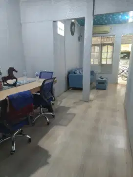 Disewakan ruang kantor 4x10meter