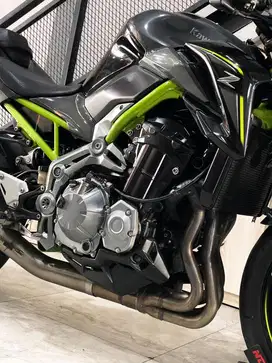 Kawasaki z-900 tahun 2017
