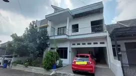 Rumah 2 Lantai Sambiroto Asri Cluster