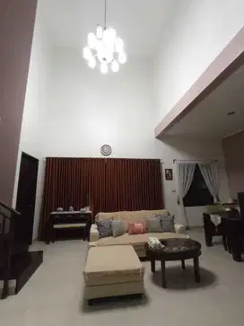 Jarang ada Rumah BSD Tanah 200 rapih kencana Loka
