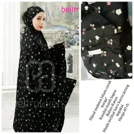 Mukena hitam corak bunga