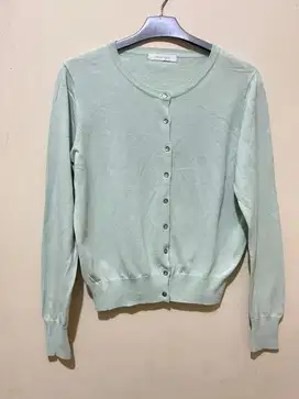 Cardigan rajut hijau pastel