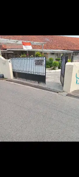 DI SEWAKAN RUMAH KONTRAKAN PETAKAN LEGOSO CIPUTAT