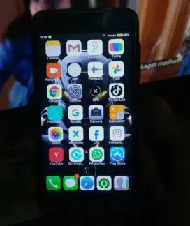 Jual murah aja minus dikit Redmi 5a retak lcd normal bsa normal tc