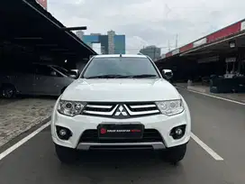 Mitsubishi Pajero exceed 2.5 AT 2015