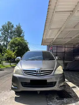 Toyota Kijang 2010 Bensin