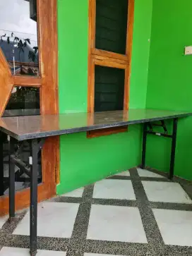 Meja Serbaguna Terawat