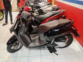 SCOOPY KEYLESS HITAM TH 2022, DP CUMA 500 RIBU