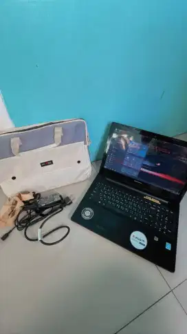 Jual murah laptop lenovo layar 15,6inc besar