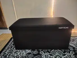 Storage (Sekaligus Tempat Duduk)