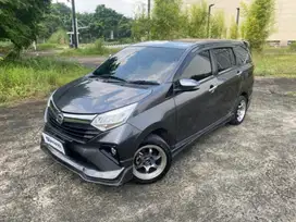 Pajak Panjang Daihatsu Sigra 1.2 R Bensin-MT 2022 Abu-abu WZM