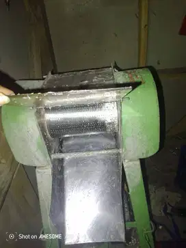 MESIN PARUD KELAPA/BEBETIAN