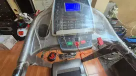Treadmil alat olah raga lari