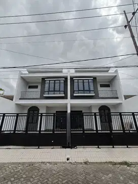 Dijual Rumah New Gress 2 Lantai di Pondok Tjandra
