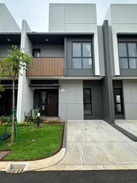 Disewakan Rumah 2 Lantai Minimalis Summarecon Crown (AC Lengkap)