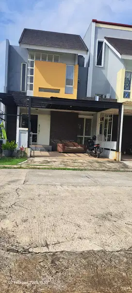 JUAL CEPAT RUMAH DI CLUSTER HARAPAN INDAH BEKASI (KNT)