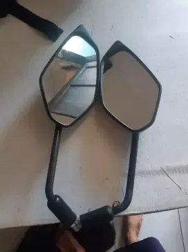 Spion dan klalson motor nmax