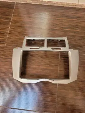 Frame head unit HU yaris 2006-2013 bakpao 7inch