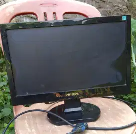 Monitor PC Komputer Philips Bekas