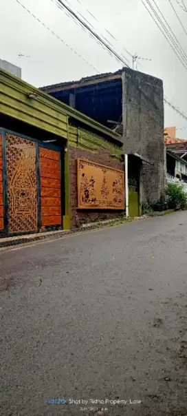 Dijual Murah Tanah ada Bangunan hitung hrg tanah Solo kota Jebres