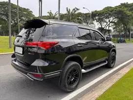 Toyota Fortuner VRZ TRD 2018 – Altitude Black