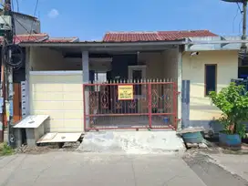 Disewakan Rumah Siap Tinggal Pondok Ungu Permai
