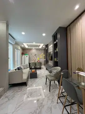 Jual Cepat Rumah Full Renov & Furnished di Perbatasan GS dan BSD
